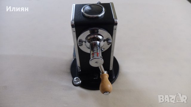 Острилка за моливи, снимка 2 - Ученически пособия, канцеларски материали - 37066471