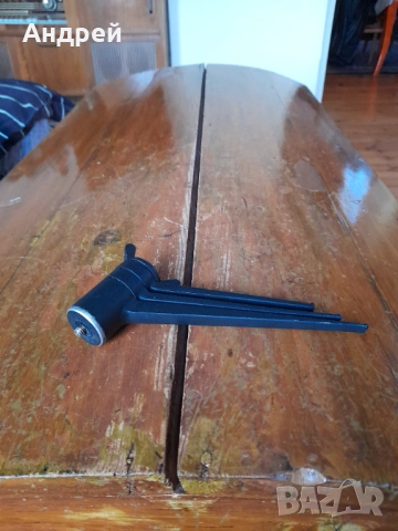 Стара стойка за микрофон #3