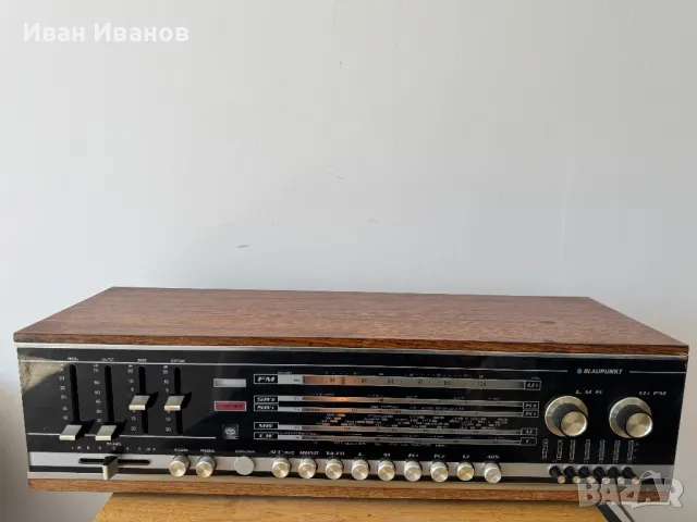 Винтидж транзисторно радио Blaupunkt STG 2291, произведено 1970, снимка 3 - Ресийвъри, усилватели, смесителни пултове - 50153953