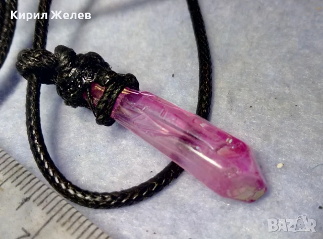 СТИЛЕН ВИНТИДЖ АРТ СКЪПОЦЕНЕН МЕДАЛЬОН ФАСЕТИРАН НАТУРАЛЕН АМЕТИСТ с ПЛЕТЕНО ШНУРЧЕ 50194