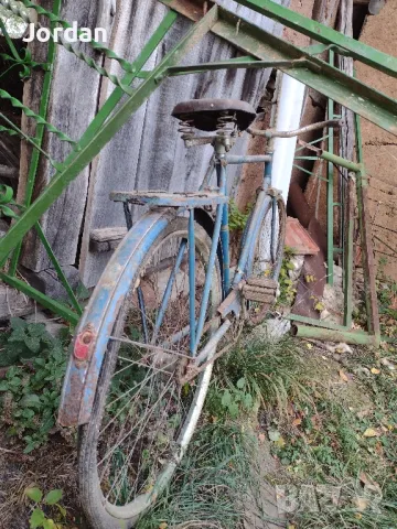 Старинно колело марка Лястовица , снимка 12 - Други ценни предмети - 41900960