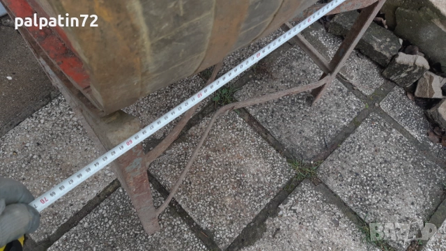 Дървено буре със стойка, снимка 3 - Антикварни и старинни предмети - 53060071