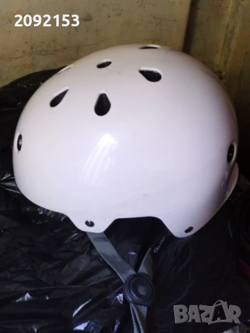 Детска каска в бял цвят,р.52/54