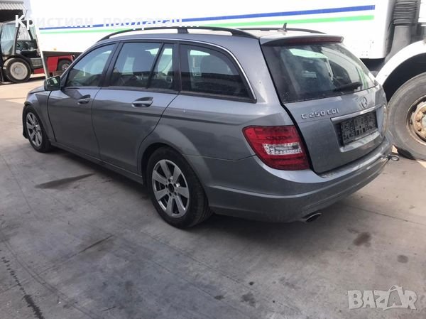 Mercedes-Benz C250, снимка 2 - Части - 39277295