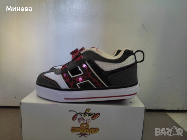 Светещи маратонки с колелца HEELYS , снимка 6 - Детски обувки - 42472737