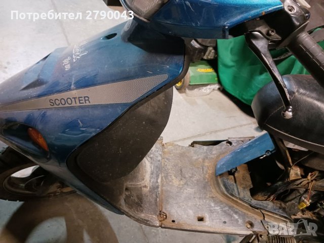 Скутер , снимка 3 - Мотоциклети и мототехника - 39113670