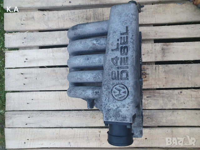 Всмукателен колектор VW Transporter T4 2.4 