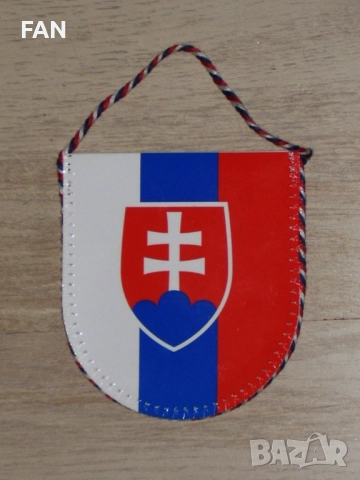 Стари футболни флагчета Германия, Милан, Ливърпул, Манчестър Юнайтед, Шалке 04, Англия, Нюрнберг , снимка 16 - Фен артикули - 23668096