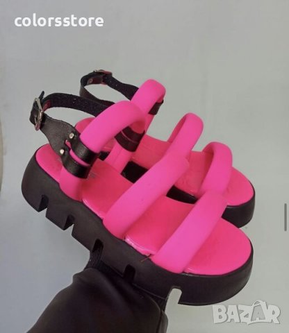 Равни сандали - циклама с черно ходило - NS77