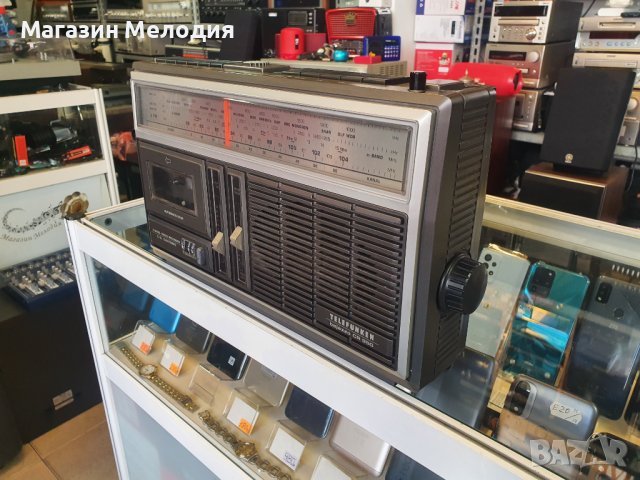 Радиокасетофон Telefunken bajazzo CR 950 В отлично техническо и визуално състояние. , снимка 13 - Радиокасетофони, транзистори - 37027610