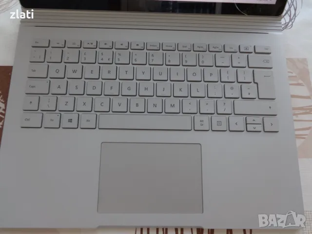 Таблет и Лаптоп 2в1 Microsoft Surface Book Gen 1- i7-6600U/RAM 16GB/SSD 512GB/резолюция 3000x2000, снимка 7 - Лаптопи за работа - 48654784