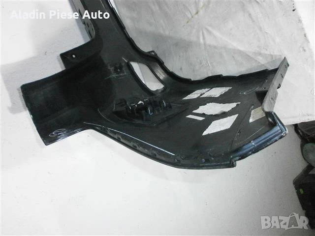 Задна броня Jeep Grand Cherokee година 2012-2016 , снимка 7 - Аксесоари и консумативи - 50471959