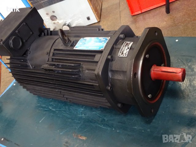 Ел.Двигател постояннотоков Елпром-Троян 23МВН-2СР-М със спирачка, снимка 7 - Електродвигатели - 37461351