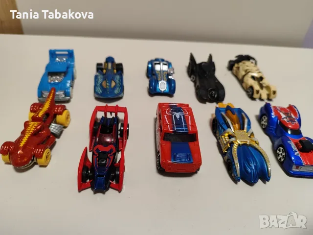 Сет от 10 броя метални колички Спайдърмен, Батман и други 