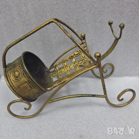 Метална поставка за бутилки-вино и други