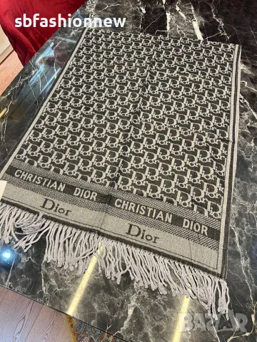 Christian Dior кашмирени шалове, снимка 6 - Шалове - 56116206