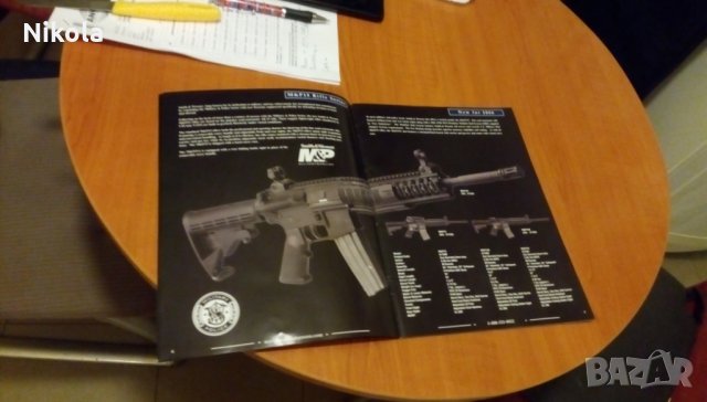 Смит и Уесън каталог с пистолети 2006г - SMITH & WESSON 2006 gun catalog, снимка 2 - Енциклопедии, справочници - 34084749