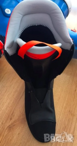 Състезателни обувки LANGE RS 110 WIDE №29 - 29,5  399лв , снимка 14 - Зимни спортове - 52084995