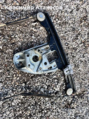 Машинка ел. стъкло предна дясна за Мерцедес Ц-класа w203.A2037201846, снимка 3 - Части - 48491890