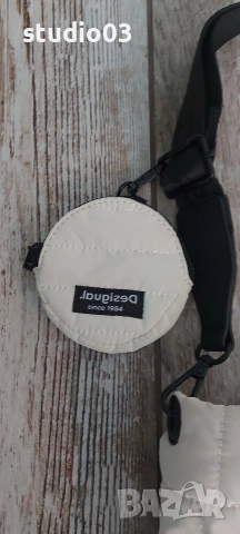 Дамска чанта Desigual , снимка 2 - Чанти - 52874115