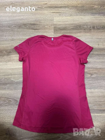 Дамска тениска Nike Miler Pink Dri-Fit , М размер , снимка 6 - Тениски - 51285327