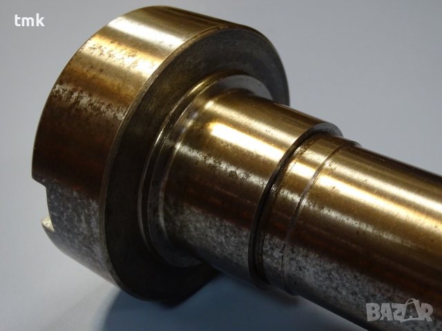 Вертикален шпиндел за фреза L-435 spindle vertical milling, снимка 5 - Резервни части за машини - 39040545