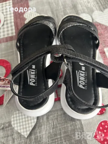 Детски сандали, снимка 3 - Детски сандали и чехли - 49696295