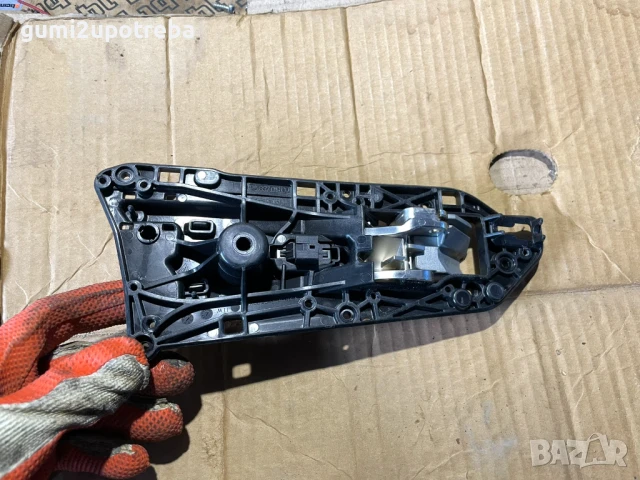 Вътрешна Дръжка Предна Лява Врата 7P5837019 Porsche Cayenne 3.0D 92A/EG22/2012, снимка 3 - Части - 50819158