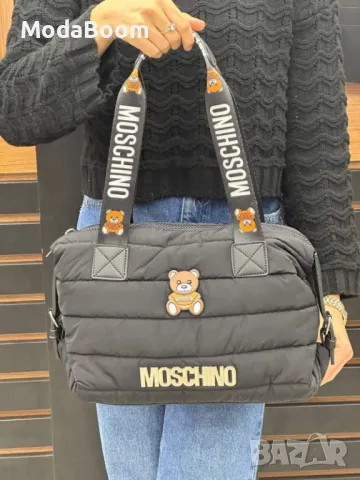 Moschino черна дамска чанта 
