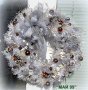 Коледен венец в бяло и сребро, снимка 5