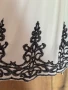 Рокля с черна бродерия, снимка 4