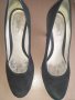 Геокс черни обувки естествен велур, снимка 1 - Дамски обувки на ток - 33969943