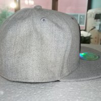 H&M светло-сива детска шапка, снимка 2 - Други - 30667401