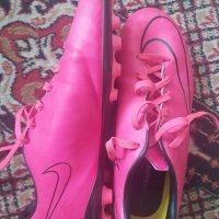 футболни обувки Nike , снимка 1 - Футбол - 42926567