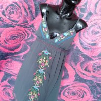Сива разкроена рокля с цветя ХС/С, снимка 1 - Рокли - 37553126