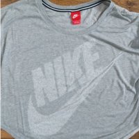 Nike Signal Tee-Mezzo - страхотна дамска тениска КАТО НОВА, снимка 2 - Тениски - 29174017