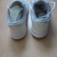 Маратонки Nike /41-ви номер/, снимка 2 - Маратонки - 30271503