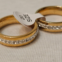 Стилен комплект от 2 броя пръстени с цирконии от медицинска стомана Размери: 17,18,19,20, снимка 6 - Пръстени - 44640108