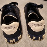 Дамски обувки Tomi Hifiger, снимка 2 - Маратонки - 42081329