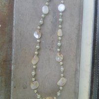 Гердан от перли и миди, снимка 2 - Колиета, медальони, синджири - 37115075