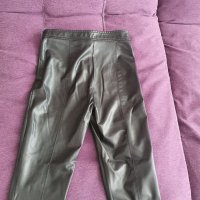 Панталон от изкуствена кожа , снимка 3 - Панталони - 34163560