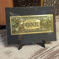 Златна банкнота 1 $ в рамка, снимка 1 - Декорация за дома - 31402185