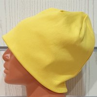 Нова зимна шапка неоново жълт цвят, снимка 3 - Шапки - 32035390