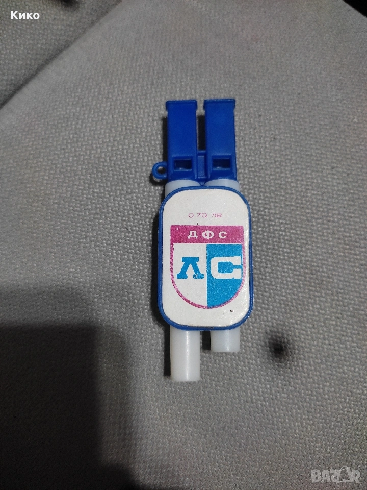 Стара колекционерска свирка на Левски Спартак , снимка 1