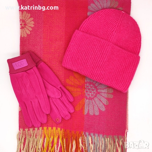 Комплект шапка, шал и ръкавици в цикламено – стилен подарък за жена Код на продукта:DAK-0033, снимка 1
