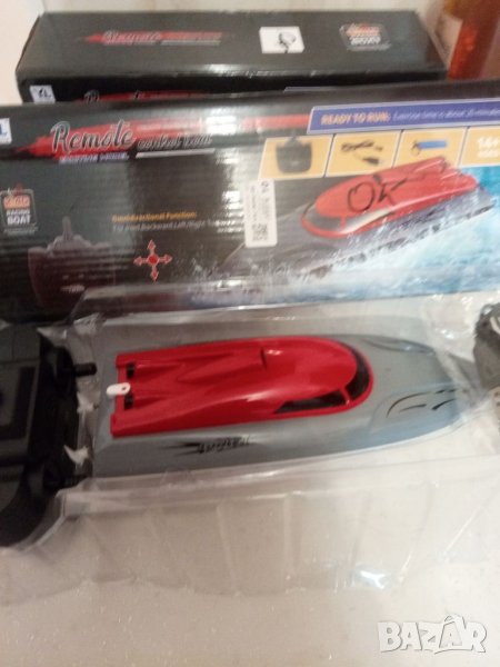 детска радиоуправляема лодка , снимка 1