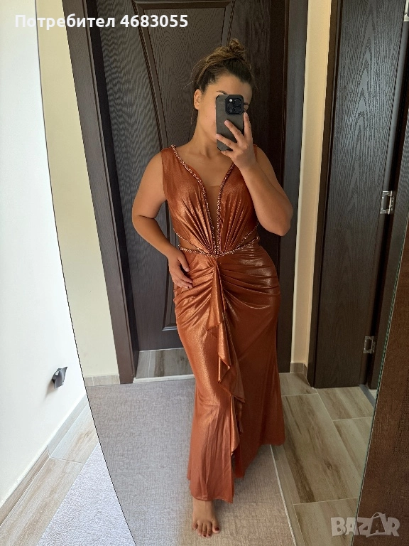 Ефектна вечерна рокля в меден цвят, снимка 1