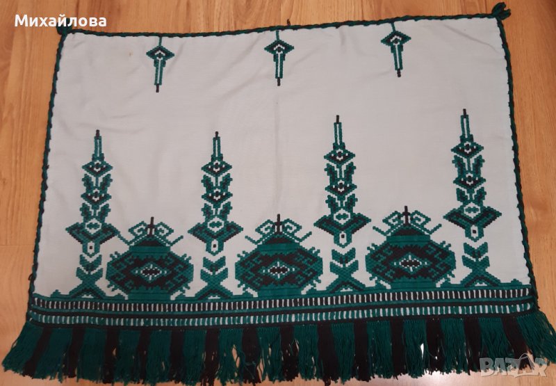 Ковьор ръчна бродерия, снимка 1