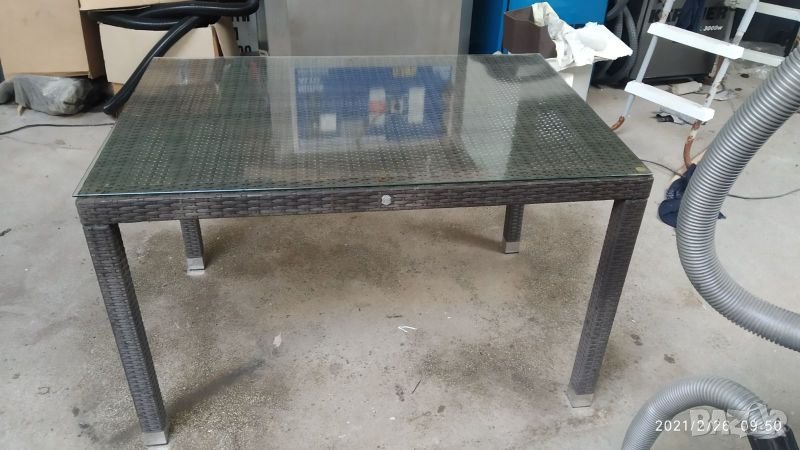 Маса ратан и стъкло, снимка 1