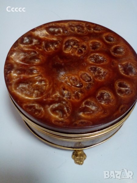 Кутия за бижута от кехлибар , снимка 1